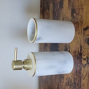 NEW Sunday Citizen Resin Bath Set